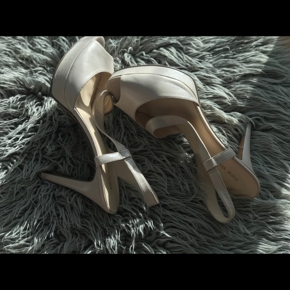 SALE💥 Leather Nude Nine West Heels - Picture 4 of 7